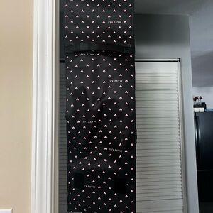 Mary Kay roll up bag. Like new.